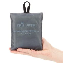 FRILUFTS MICROFIBRE TOWEL - Reisehandtuch Rot -FRILUFTS Store 5637686095 d microfibre towel frilufts 24